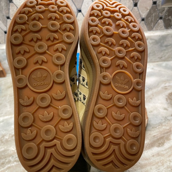 Adidas Gazelle Bold Sz 6, 37 1/3 NWT - Picture 4 of 6